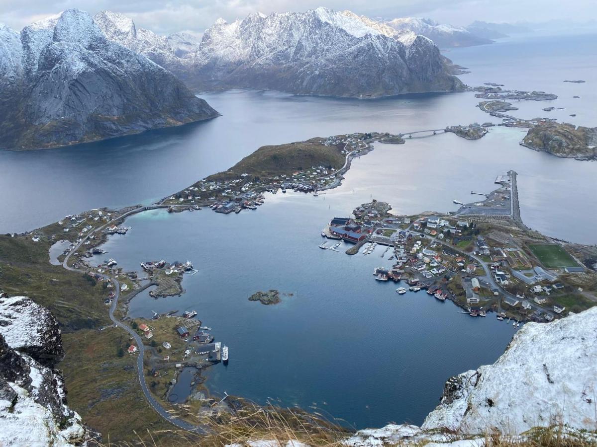 Lofoten Suite Apartments - Rostad Retro Rorbuer レーヌ エクステリア 写真